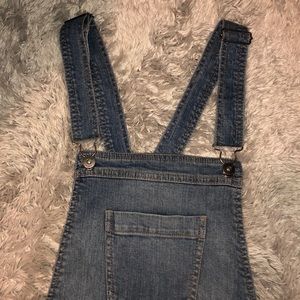 Ripped jean overalls!!